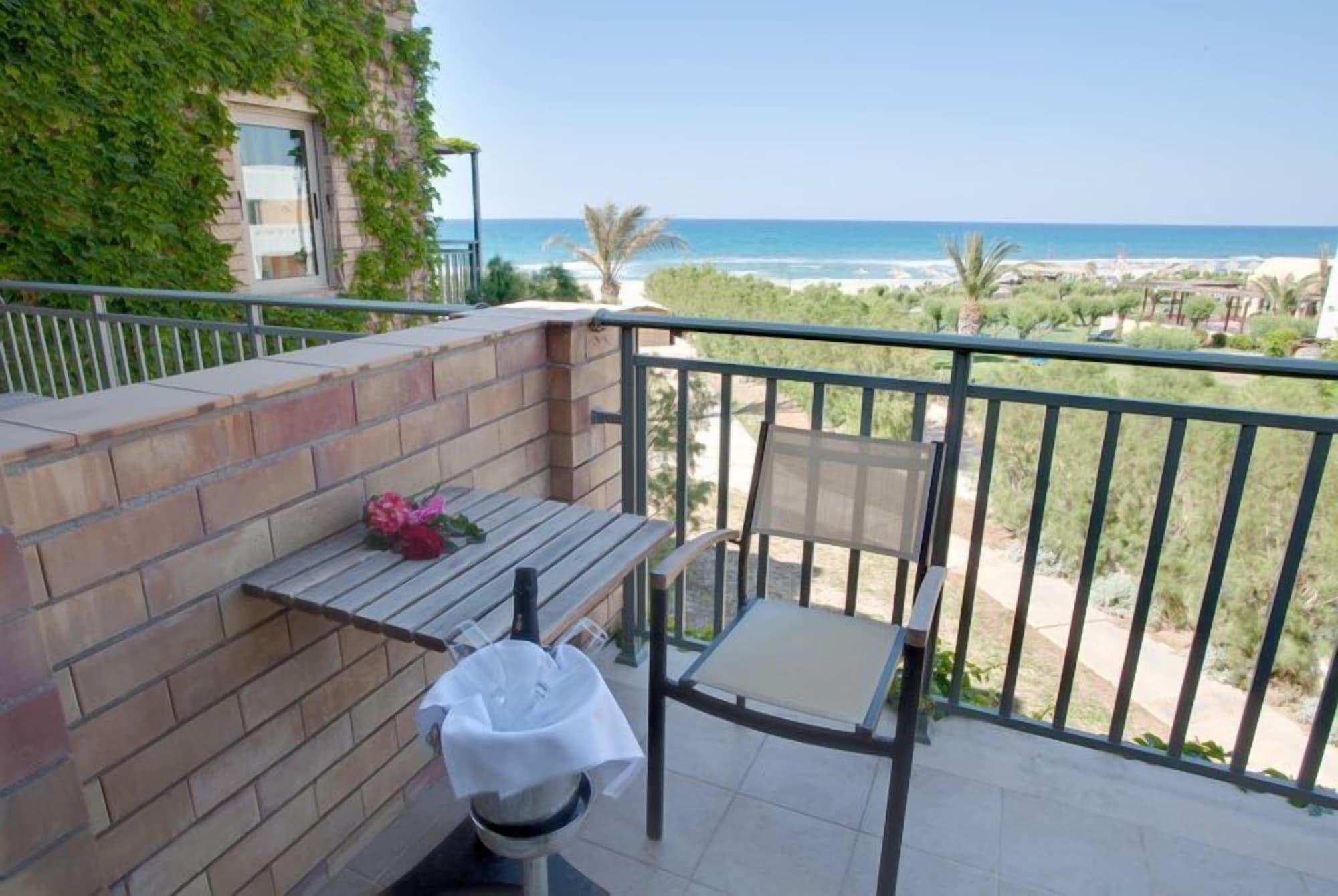 Bella Beach Hotel Hersonissos  Exterior photo