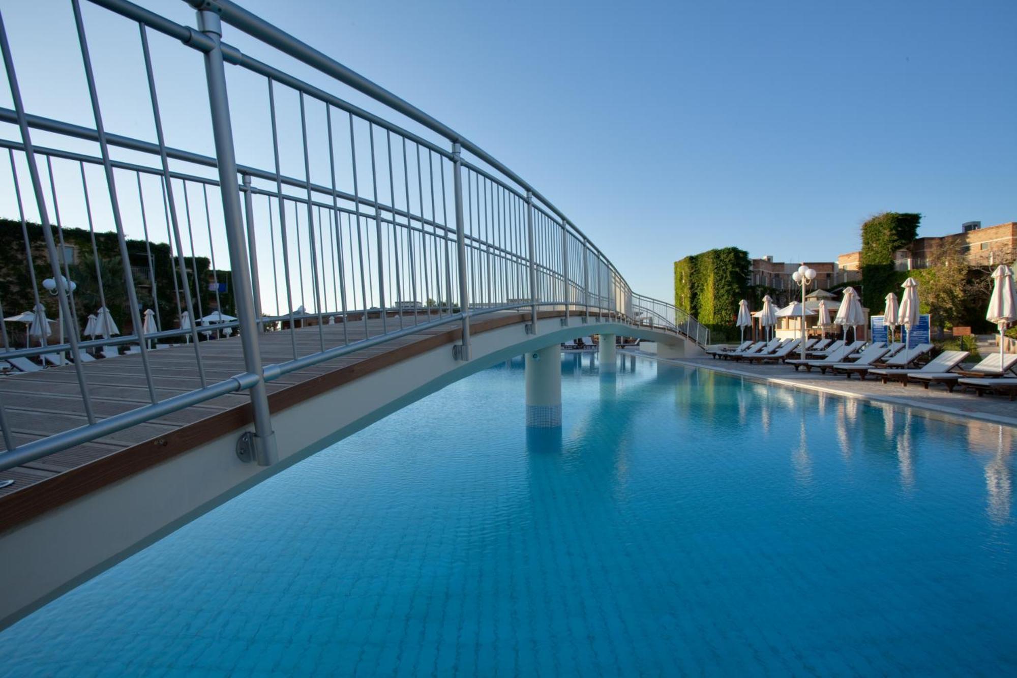 Bella Beach Hotel Hersonissos  Exterior photo