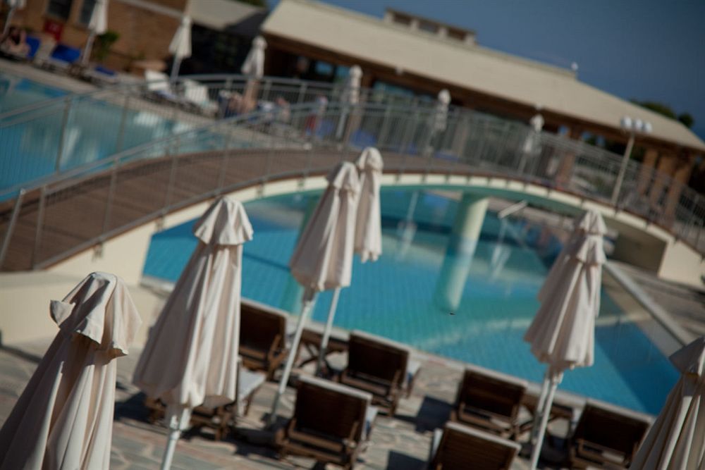 Bella Beach Hotel Hersonissos  Exterior photo